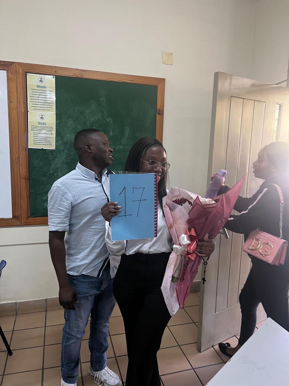 Estudante após defesa